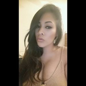 Meet your Posher, Uilani